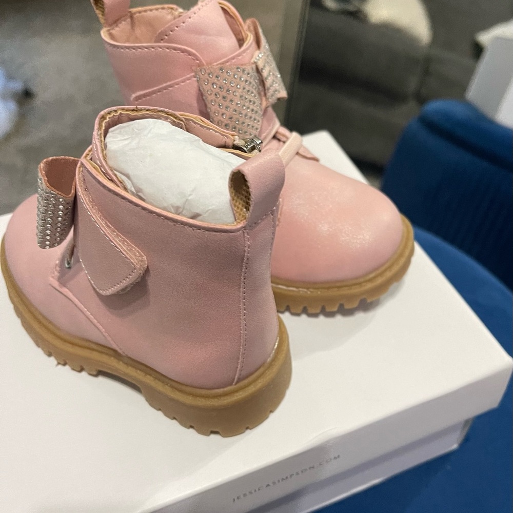 Jessic Simpson shoes - Picture 3 of 3